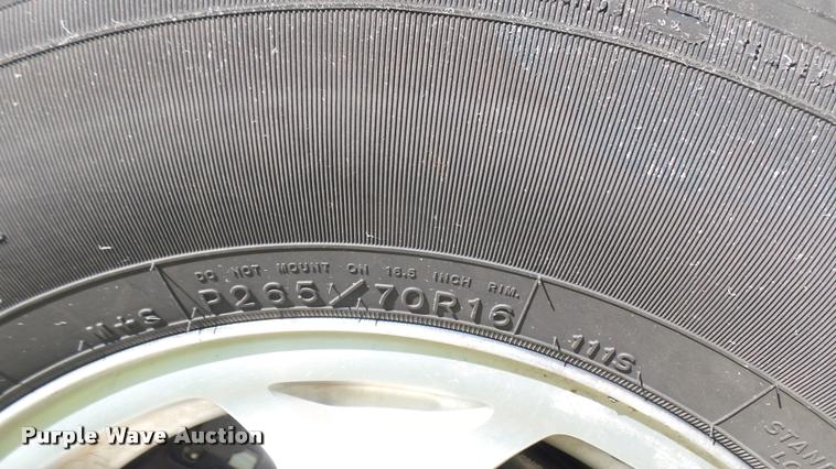 image for item DB3495 2006 Chevrolet Suburban 1500 SUV