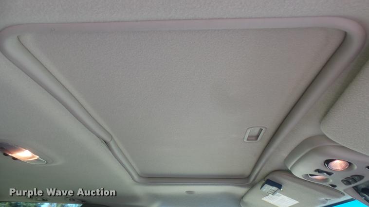 image for item DB3495 2006 Chevrolet Suburban 1500 SUV