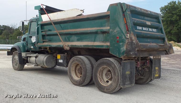 image for item DB6443 2004 Mack CV713 dump truck