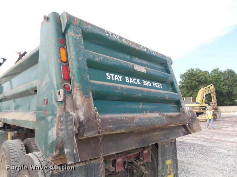 image for item DB6443 2004 Mack CV713 dump truck