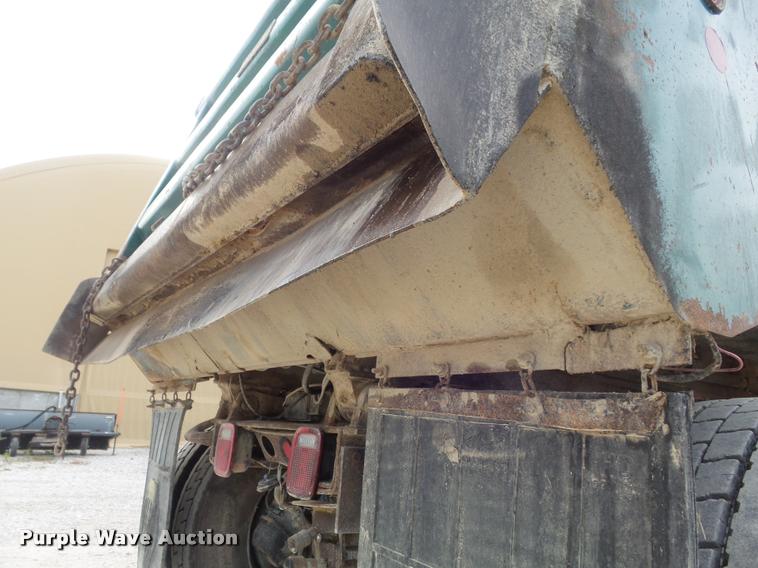 image for item DB6443 2004 Mack CV713 dump truck