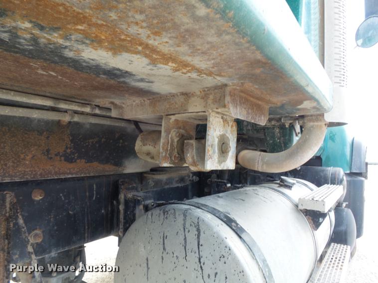 image for item DB6443 2004 Mack CV713 dump truck