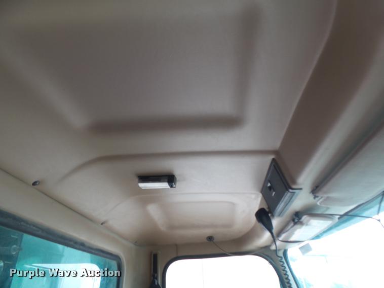 image for item DB6443 2004 Mack CV713 dump truck