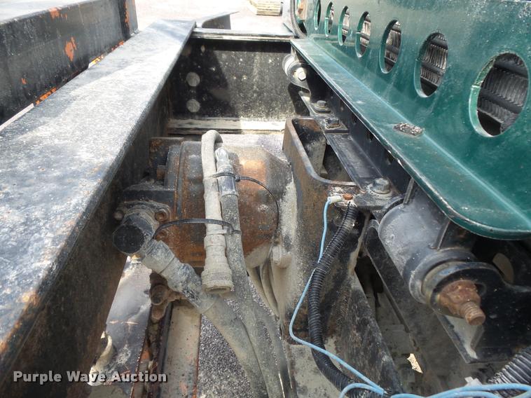 image for item DB6443 2004 Mack CV713 dump truck