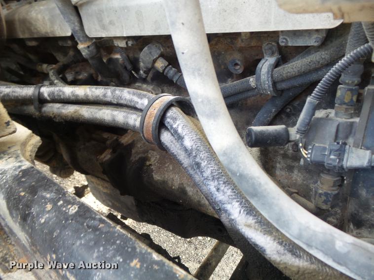 image for item DB6443 2004 Mack CV713 dump truck