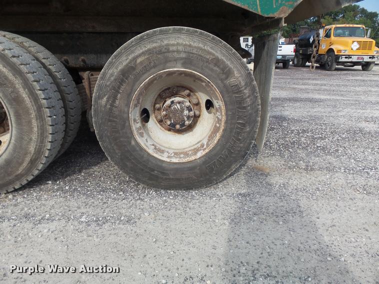 image for item DB6443 2004 Mack CV713 dump truck