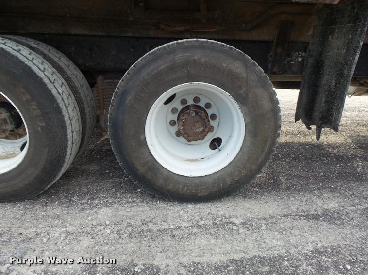 image for item DB6443 2004 Mack CV713 dump truck