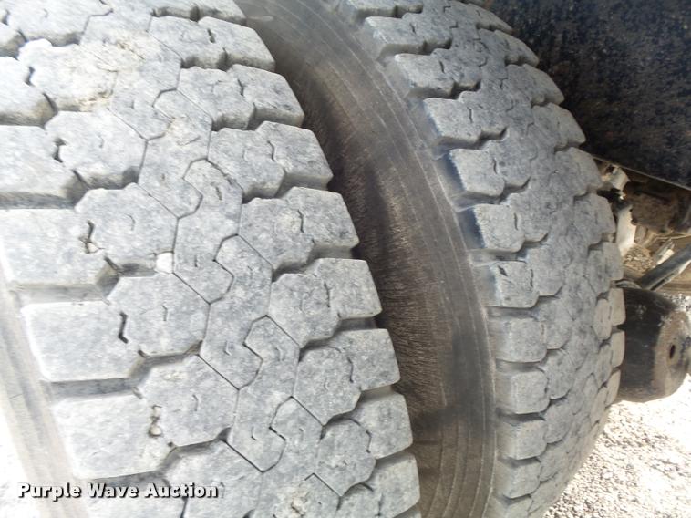 image for item DB6443 2004 Mack CV713 dump truck