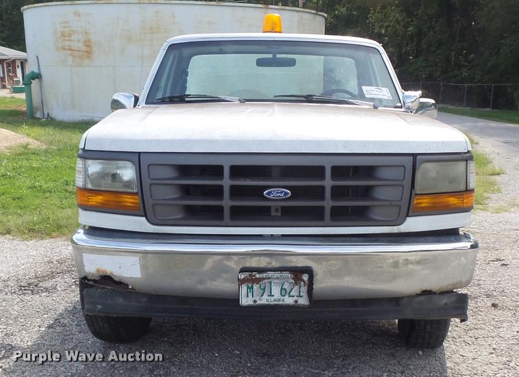 image for item DB6482 1993 Ford F250 HD XL pickup truck