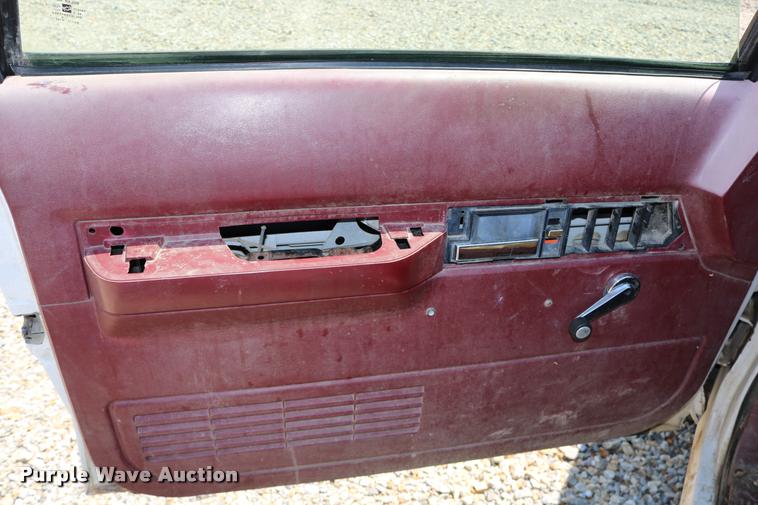 image for item DB9252 1994 Chevrolet 1500 pickup truck