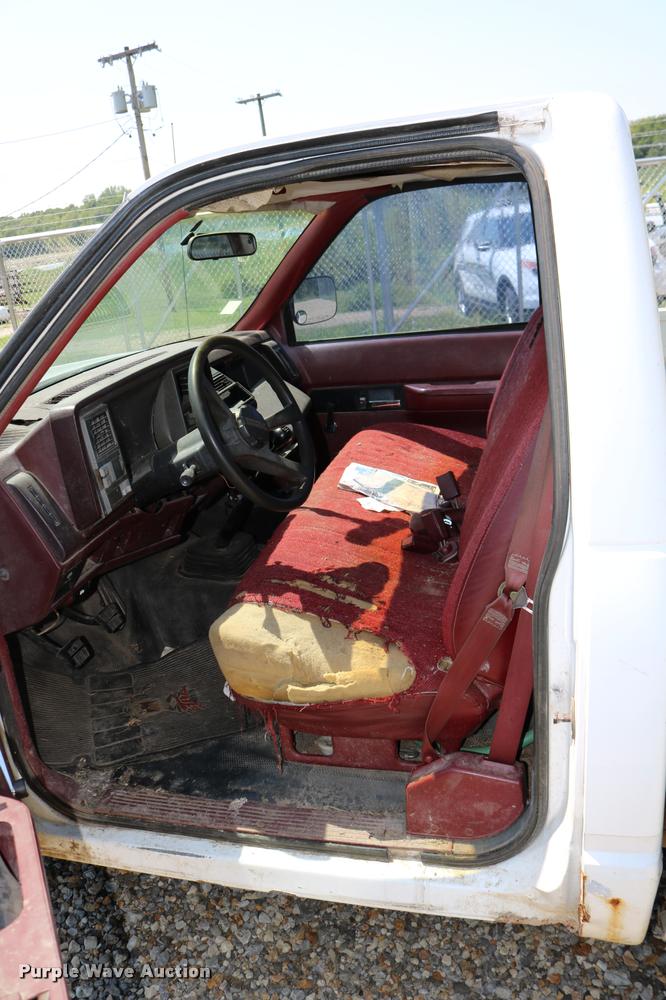image for item DB9252 1994 Chevrolet 1500 pickup truck
