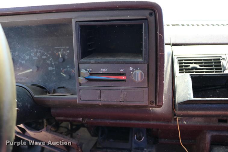 image for item DB9252 1994 Chevrolet 1500 pickup truck