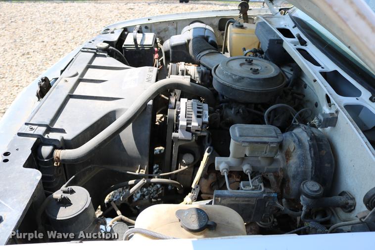 image for item DB9252 1994 Chevrolet 1500 pickup truck