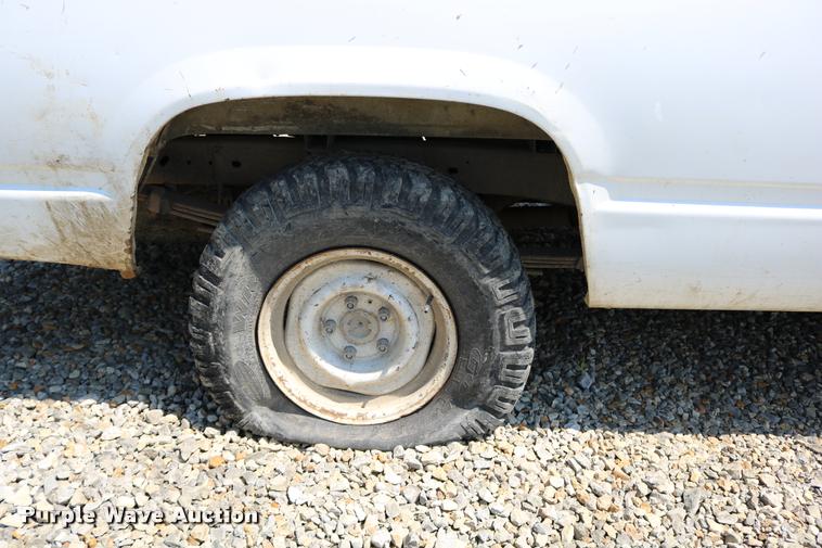 image for item DB9252 1994 Chevrolet 1500 pickup truck