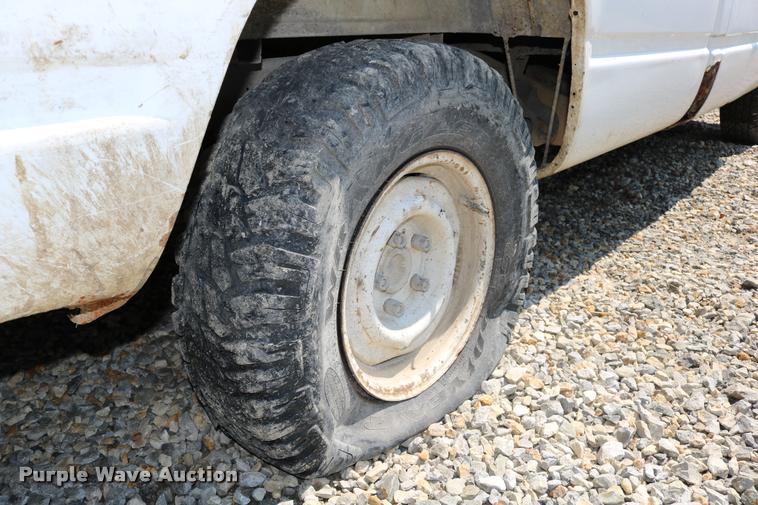 image for item DB9252 1994 Chevrolet 1500 pickup truck