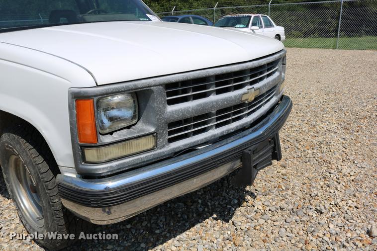 image for item DB9252 1994 Chevrolet 1500 pickup truck
