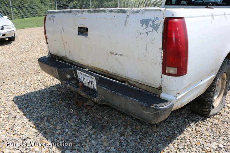 image for item DB9252 1994 Chevrolet 1500 pickup truck