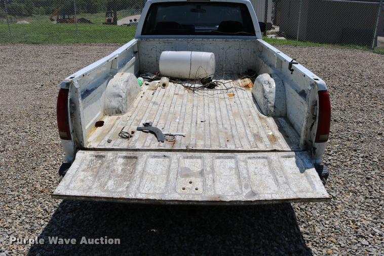 image for item DB9252 1994 Chevrolet 1500 pickup truck