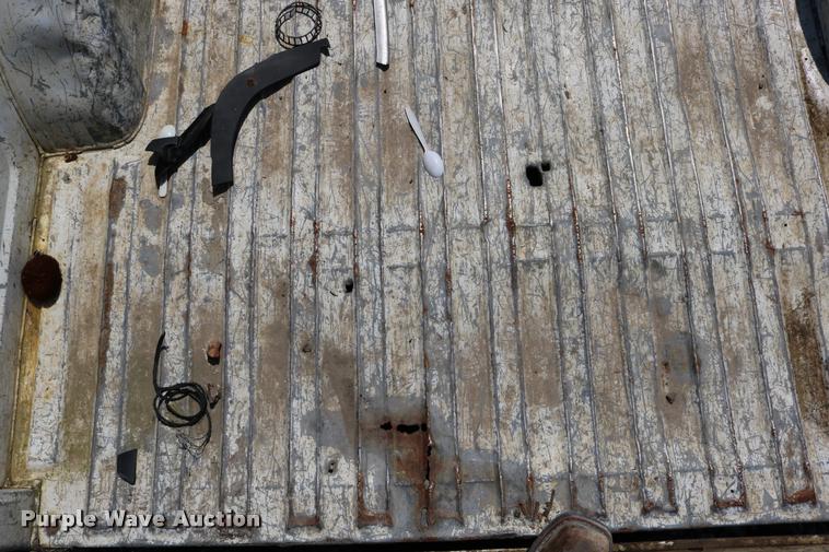 image for item DB9252 1994 Chevrolet 1500 pickup truck