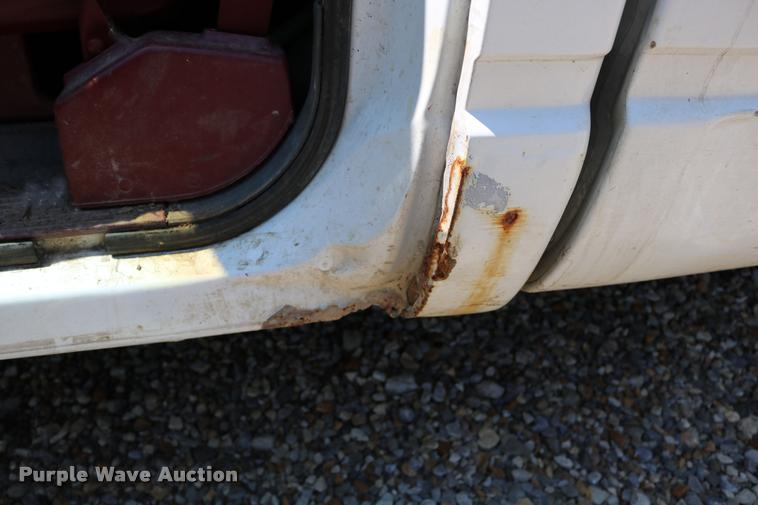 image for item DB9252 1994 Chevrolet 1500 pickup truck