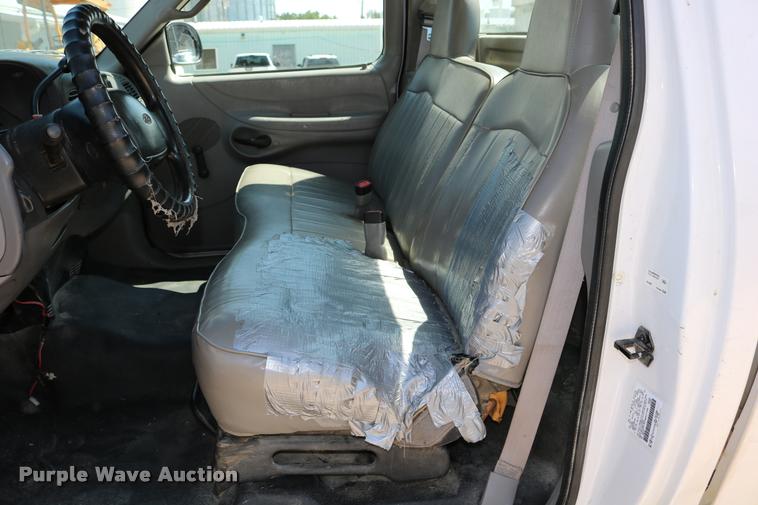 image for item DB9253 1998 Ford F150 pickup truck