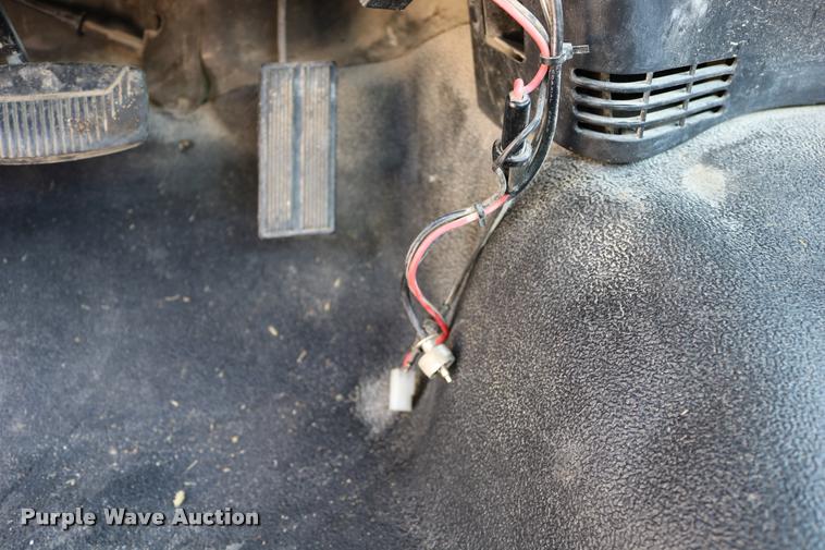 image for item DB9253 1998 Ford F150 pickup truck