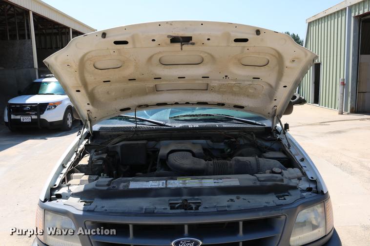 image for item DB9253 1998 Ford F150 pickup truck