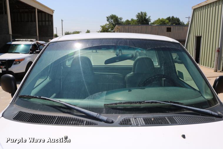 image for item DB9253 1998 Ford F150 pickup truck