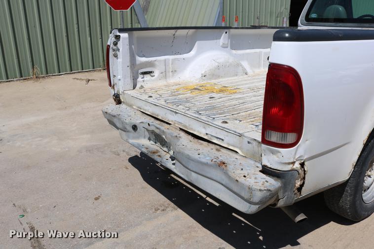 image for item DB9253 1998 Ford F150 pickup truck