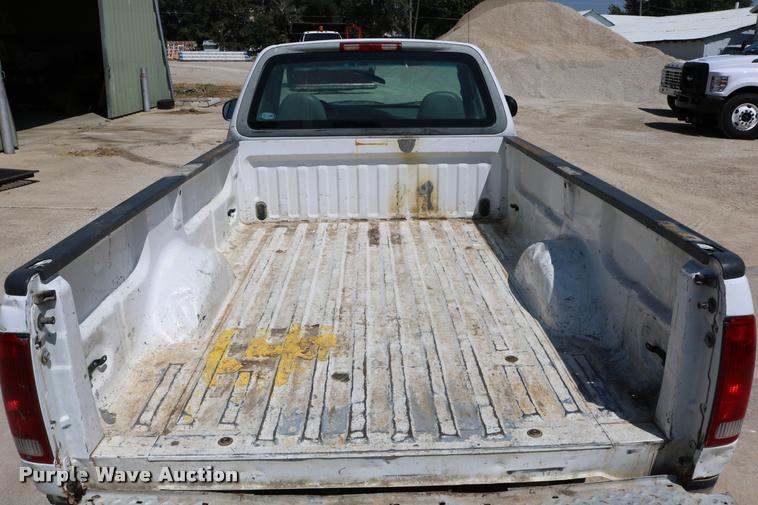 image for item DB9253 1998 Ford F150 pickup truck