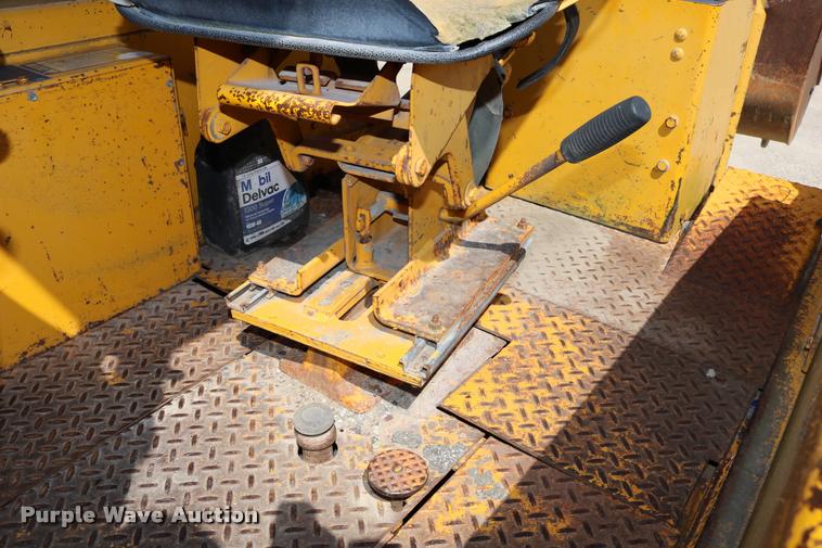 image for item DB9254 1978 John Deere 310AD backhoe