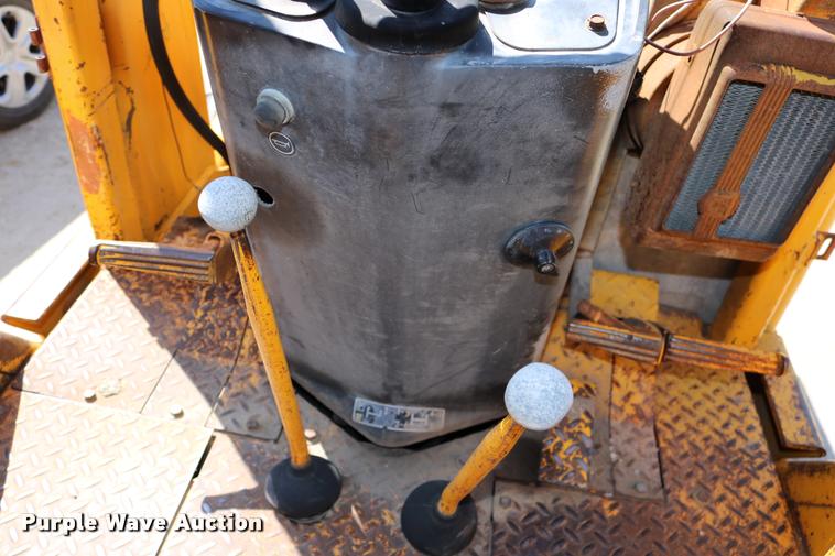 image for item DB9254 1978 John Deere 310AD backhoe