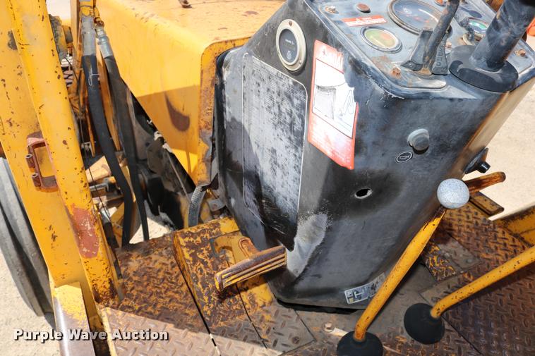 image for item DB9254 1978 John Deere 310AD backhoe