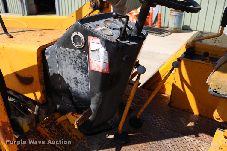 image for item DB9254 1978 John Deere 310AD backhoe