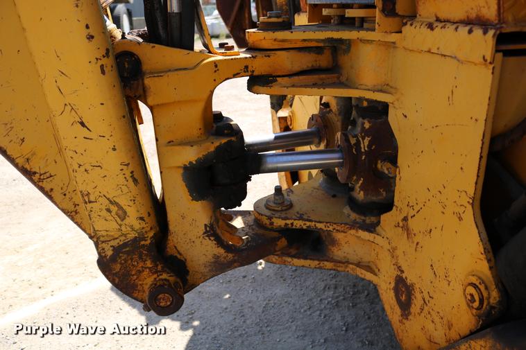 image for item DB9254 1978 John Deere 310AD backhoe