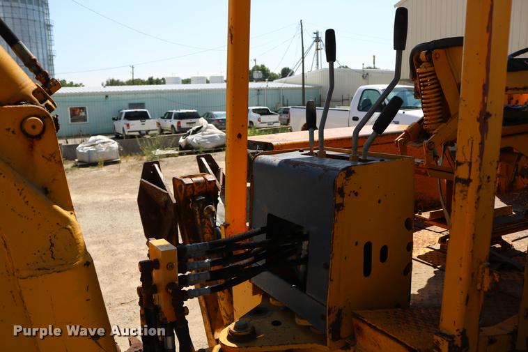 image for item DB9254 1978 John Deere 310AD backhoe