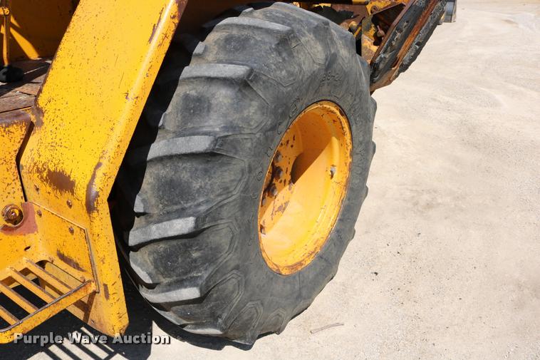 image for item DB9254 1978 John Deere 310AD backhoe