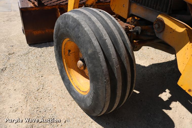 image for item DB9254 1978 John Deere 310AD backhoe