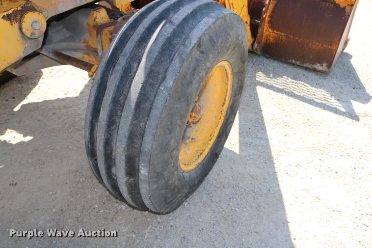 image for item DB9254 1978 John Deere 310AD backhoe