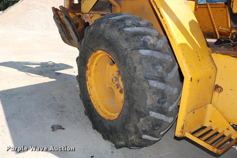 image for item DB9254 1978 John Deere 310AD backhoe