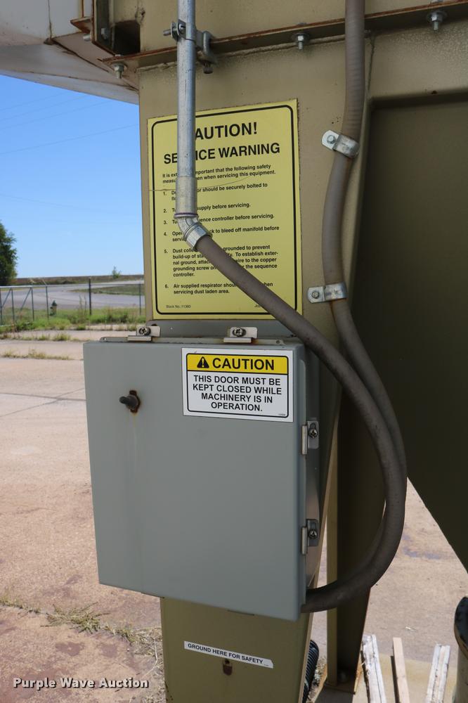 image for item DB9386 Sandblast booth and system