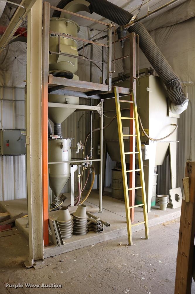 image for item DB9386 Sandblast booth and system