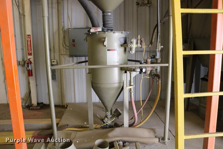 image for item DB9386 Sandblast booth and system