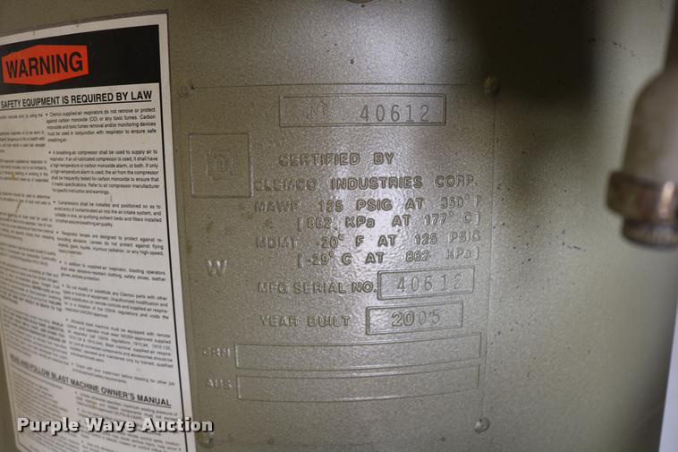 image for item DB9386 Sandblast booth and system