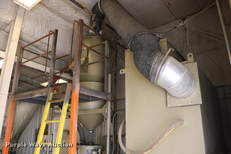 image for item DB9386 Sandblast booth and system