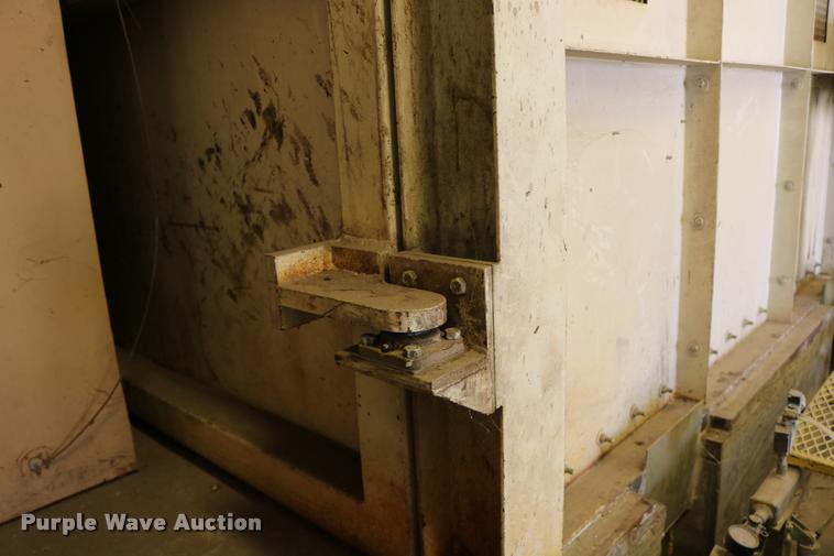 image for item DB9386 Sandblast booth and system