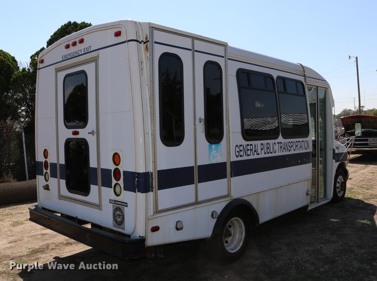 image for item DB9387 2003 Ford E350 Super Duty shuttle bus