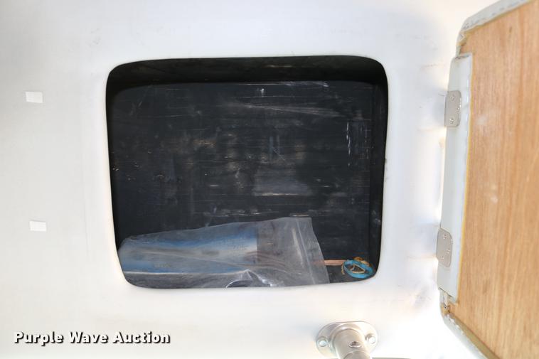 image for item DB9387 2003 Ford E350 Super Duty shuttle bus