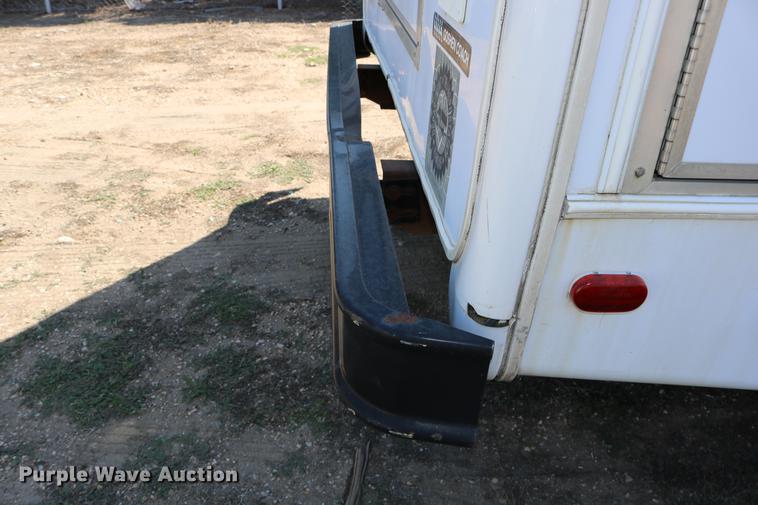 image for item DB9387 2003 Ford E350 Super Duty shuttle bus