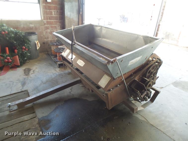image for item DC3891 Turfco 85420 sand spreader